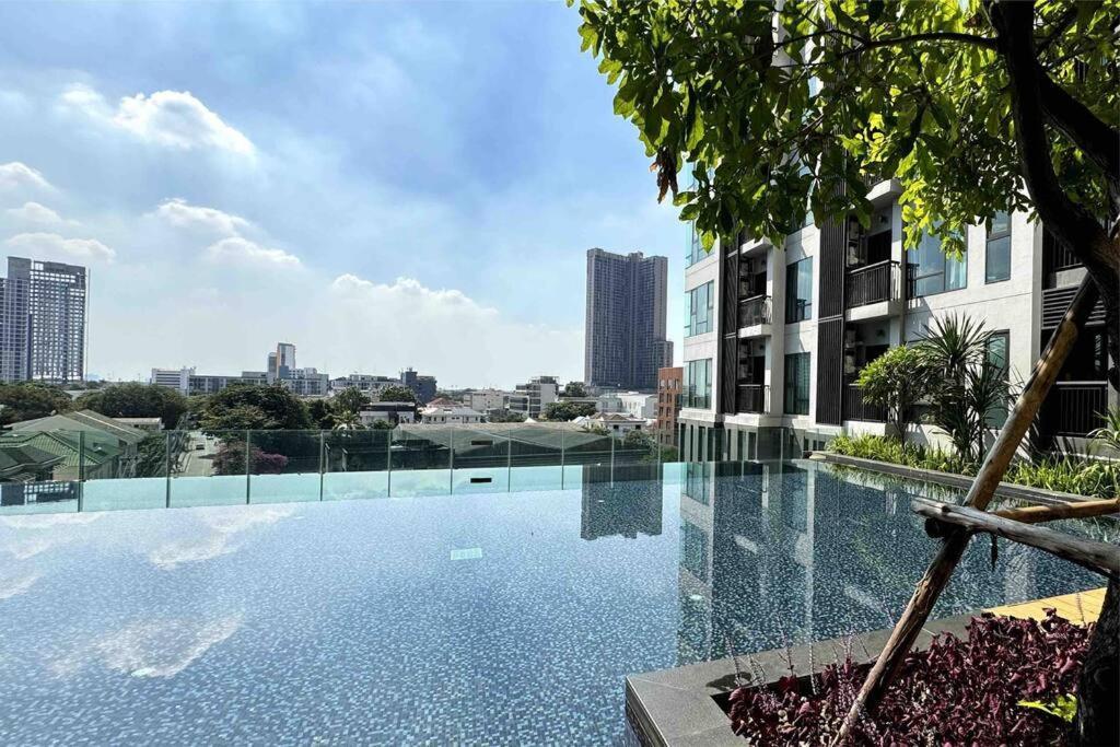 Luxury Art Downtown Metro Bangkok-kitchen-living Căn hộ
